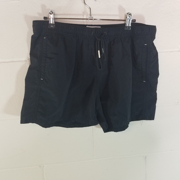 Vineyard Vines navy blue swim trunks shorts - Picture 6 of 7